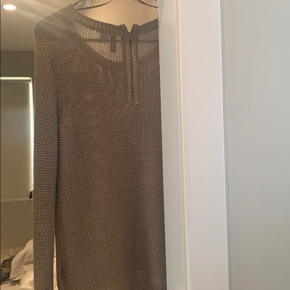 Sweater - Picture 2 of 4